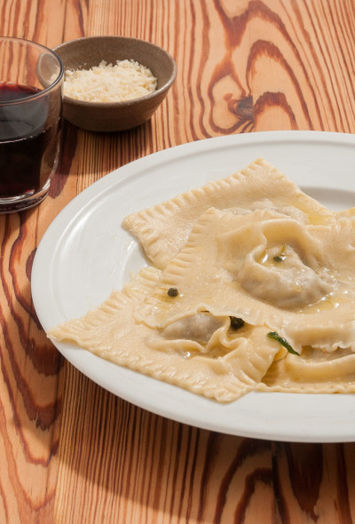 Ravioli de alcachofra e queijo brie com manteiga de sálvia e pimenta verde | Cozinha do João
