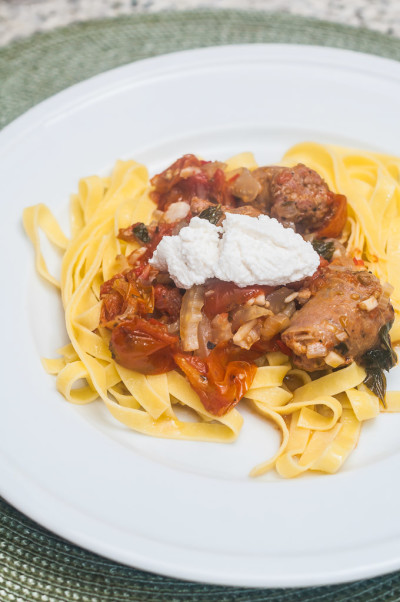 Receita: Tagliatelle com linguiça italiana e ricota | Cozinha do João