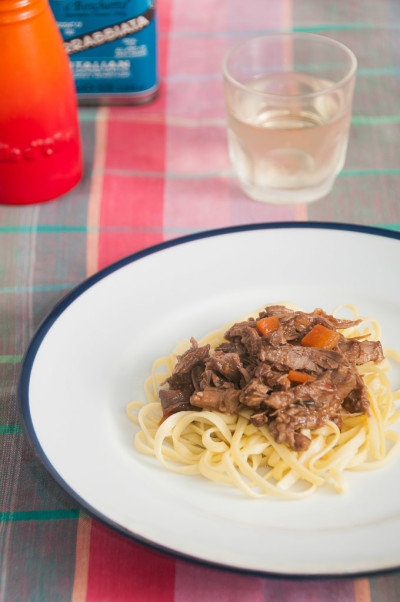Receita de Tagliolini com ragu de coelho | Cozinha do João