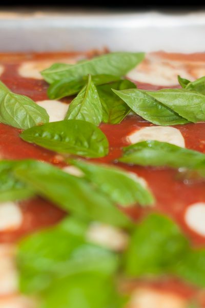 Receita da Meatzza, a pizza com base de carne da Nigella | Cozinha do João