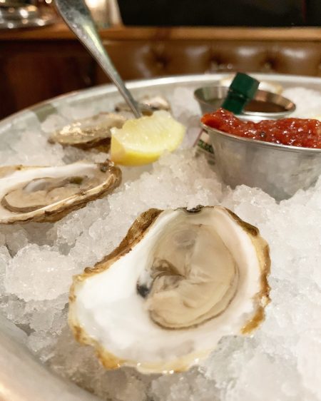 As ostras do restaurante Balthazar, em Nova York | Cozinha do João