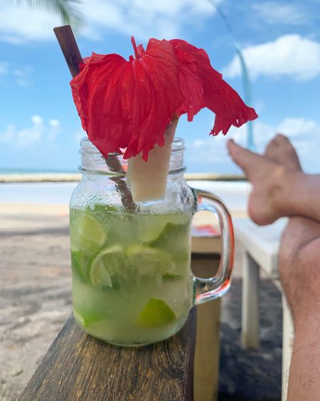 Caipirinha em Viagem para Itacaré, Bahia, Brasil | Cozinha do João
