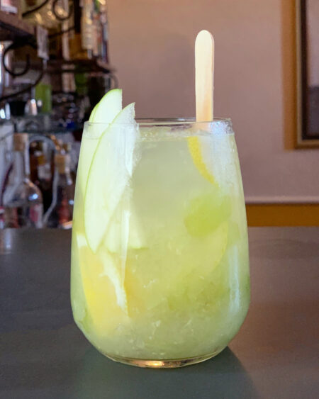 Mais caipirinhas? Sempre bom! Haha Mais caipirinhas? Sempre bom! Haha
